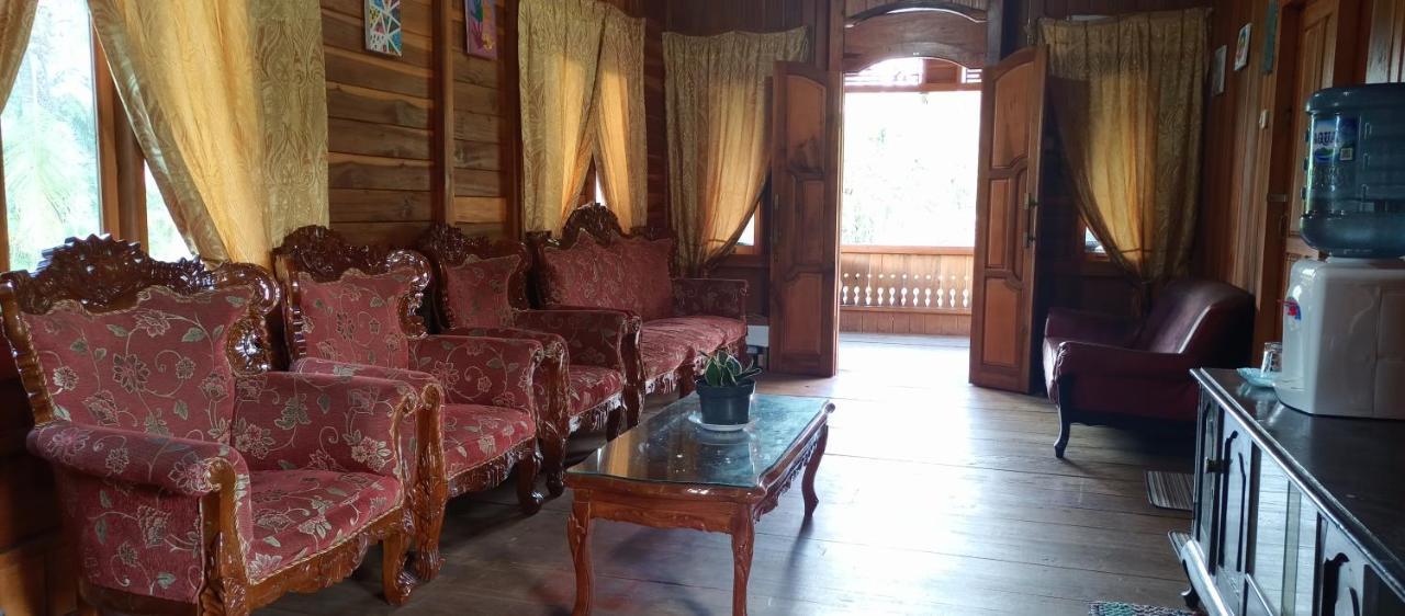 Talaga Tomohon Home Stay And Fishing Pond מראה חיצוני תמונה