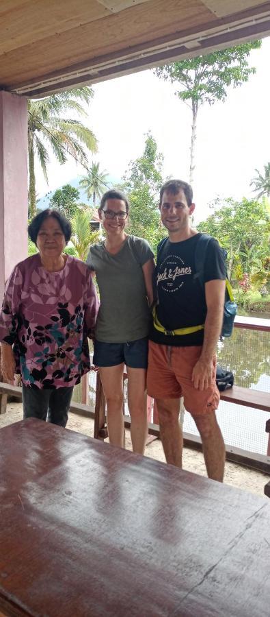 Talaga Tomohon Home Stay And Fishing Pond מראה חיצוני תמונה