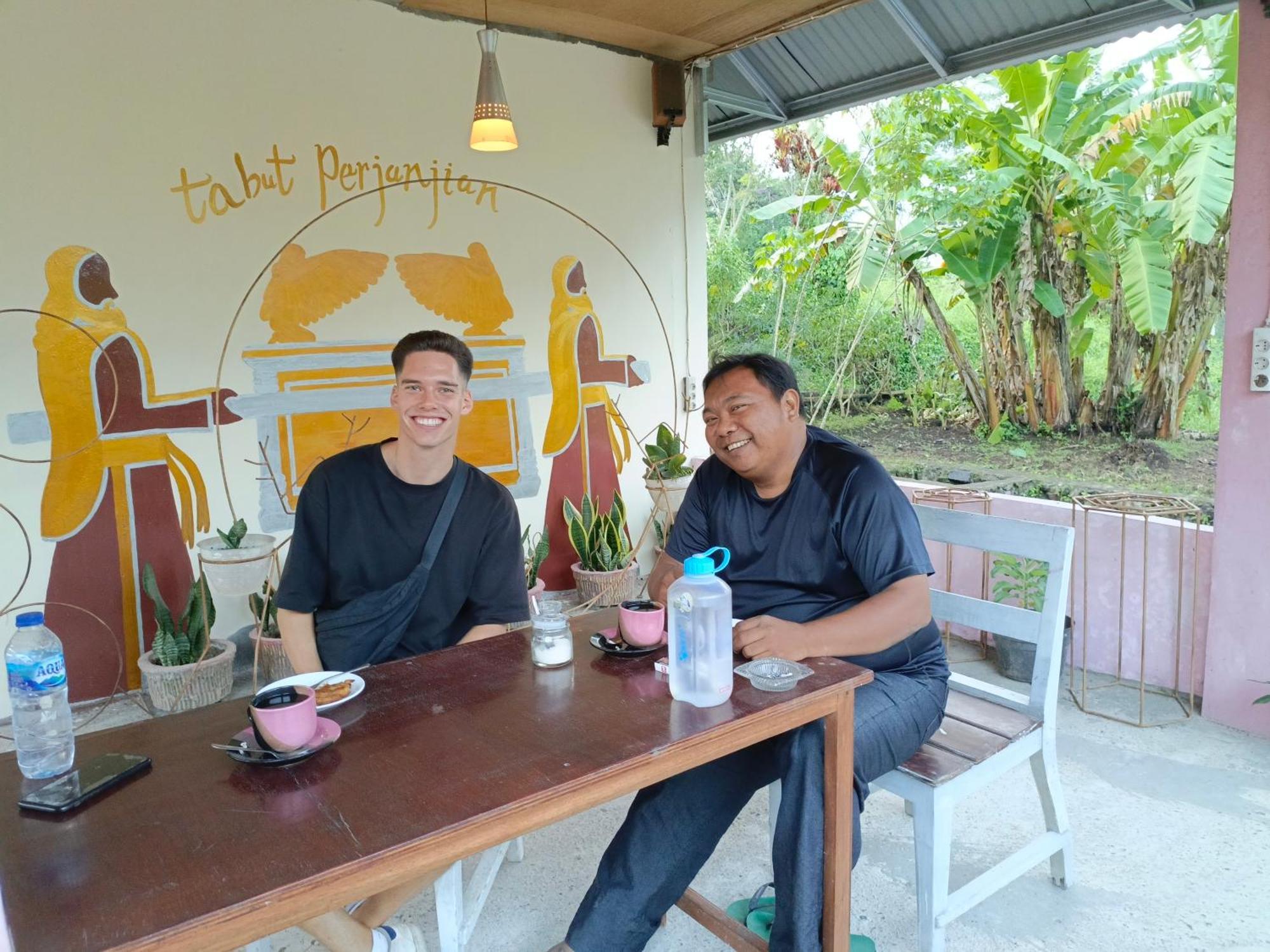 Talaga Tomohon Home Stay And Fishing Pond מראה חיצוני תמונה